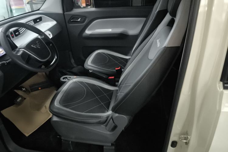 Used Wuling Hongguang MINIEV 2022 Macaron Premium Model – Lithium Iron Phosphate
