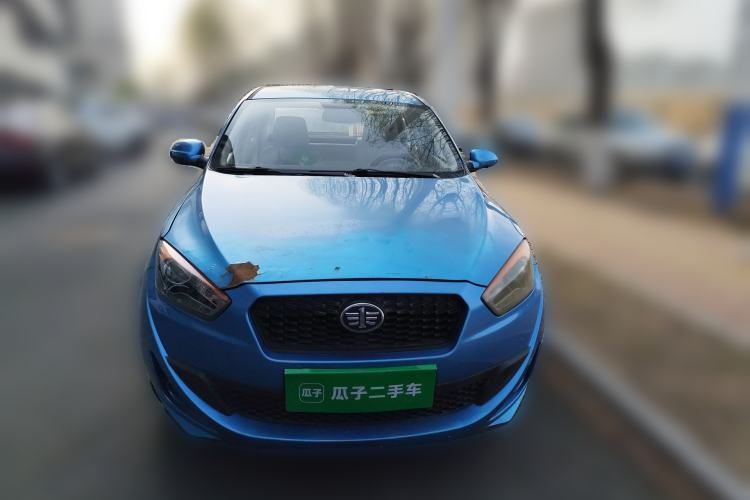 Used Oley 2012 Sedan 1.5L Manual Comfort Model
