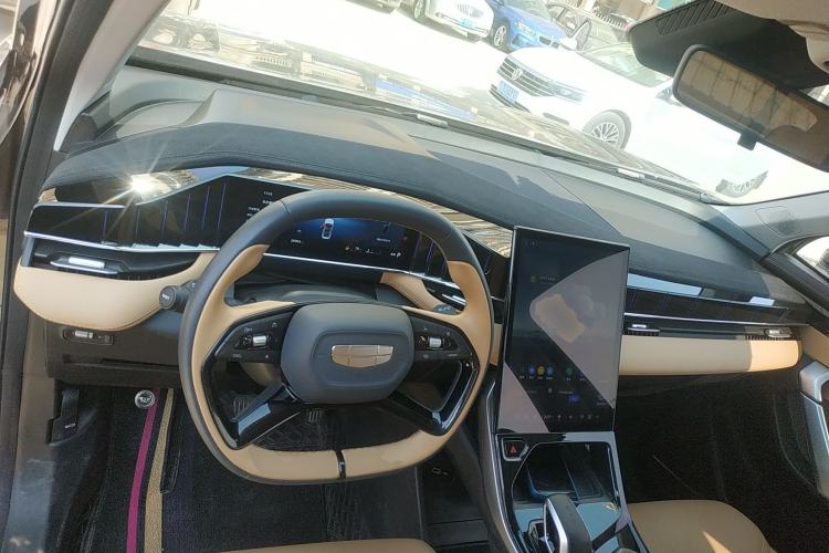 Used Geely Auto FX11 2023 2.0TD DCT Prestige Edition
