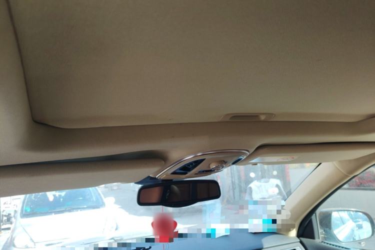 Used Haval H8 2015 2.0T Two-Wheel-Drive Luxury Version Headliner