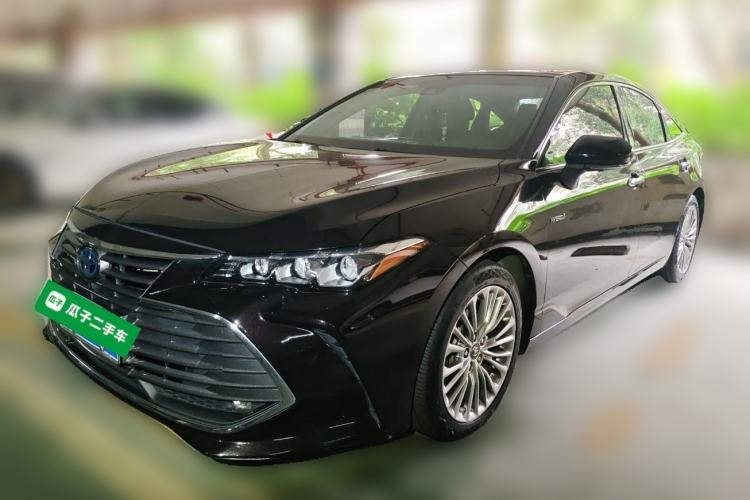 Used Toyota Avalon 2019 Dual-Engine 2.5L XLE Prestige Version China VI Standard