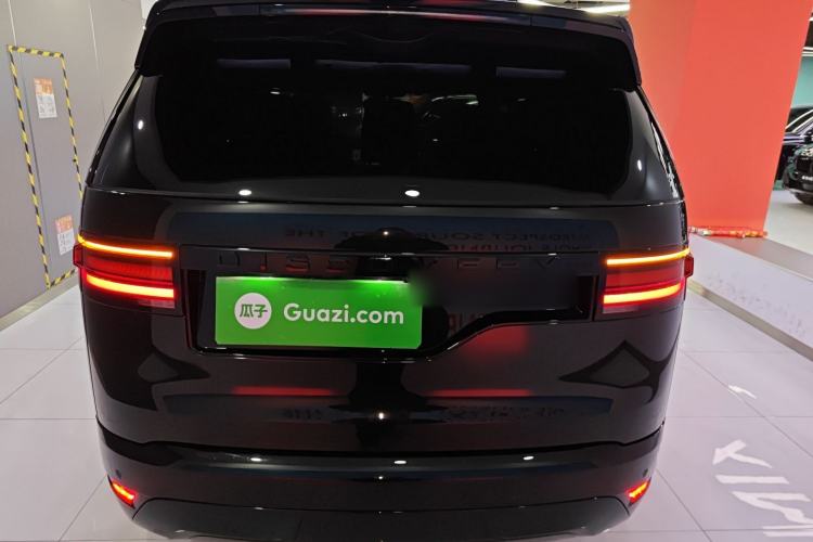 Used Land Rover Discovery 2024 360 PS S