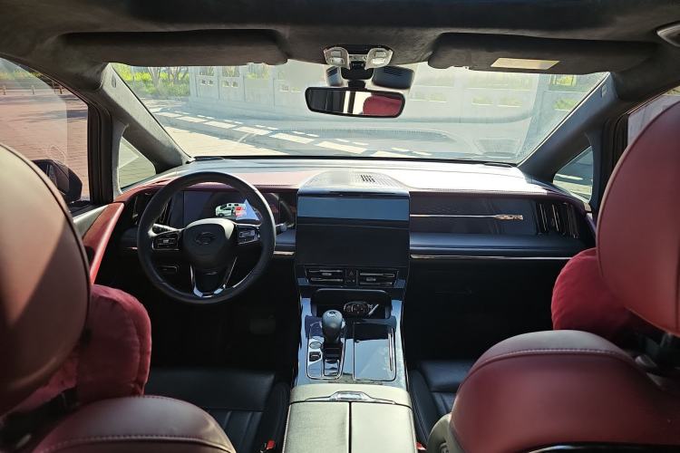 Used GAC Trumpchi M8 2023 Zongshi Series 400T Ultimate Edition Center Console