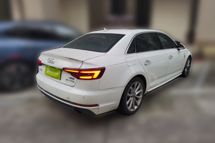 Used Audi A4L 2018 30th Anniversary Edition 40 TFSI Fashion Model Rear Right 45 Deg