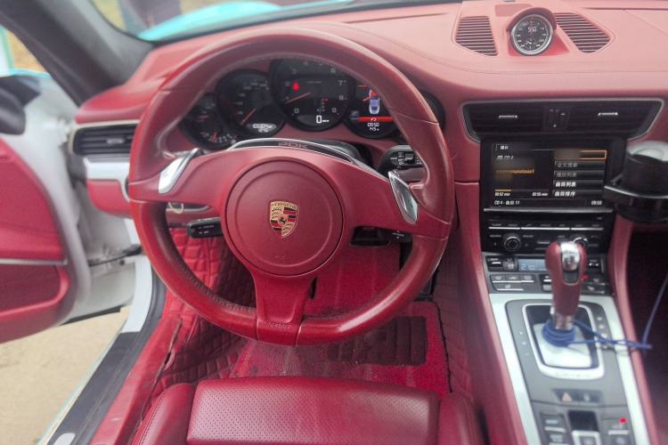 Used Porsche 911 2013 Carrera 4 3.4L
