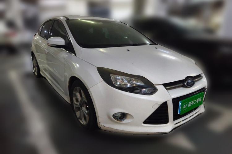 Used Ford Focus 2012 Hatchback 2.0L Manual Luxury Sport Model Front Right 45 Deg