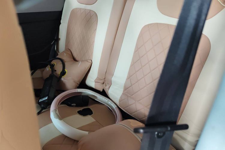 Used Chery New Energy QQ Ice Cream 2022 170km Sundae Phosphate Lithium-Ion