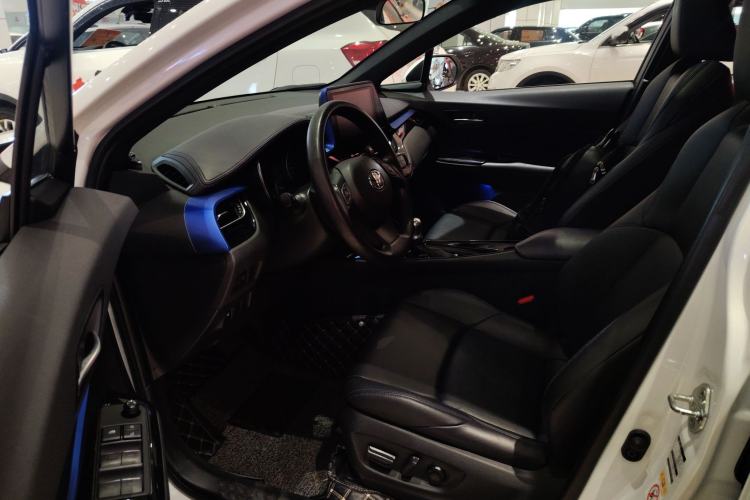 Used Toyota C-HR 2020 2.0L Leading Edition
