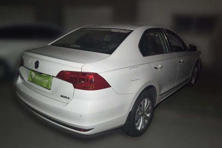 Used Volkswagen Bora 2016 1.6L Automatic Comfort Model Rear Right 45 Deg