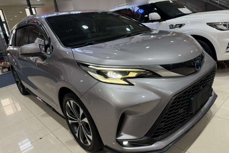 Used Toyota Granvia 2022 2.5L Hybrid Prestige Edition