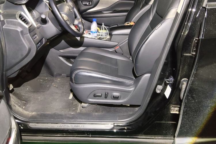 Used Nissan Murano 2021 2.5L XL Two-Wheel Drive Smart Connect Luxury Edition Left Front Seat