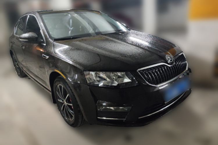 Used Skoda Octavia 2017 1.6L Automatic Smart Drive Edition
