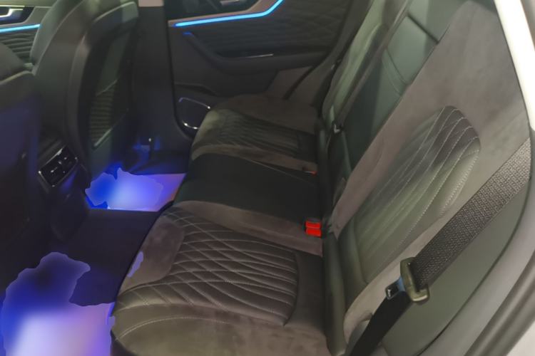 Used Hongqi HS5 2022 Revised Version 2.0T Smart Connect Flagship Edition