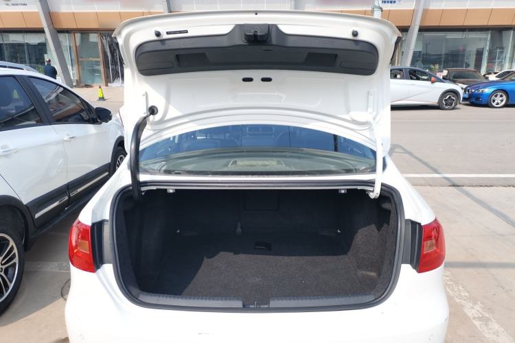 Used Volkswagen Sagitar 2014 Revised Version 1.6L Automatic Comfort Edition