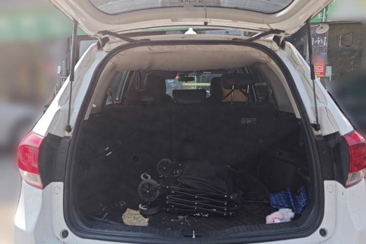 Used Haval H6 2015 Upgraded Model 1.5T Manual Two-Wheel Drive Elite Version