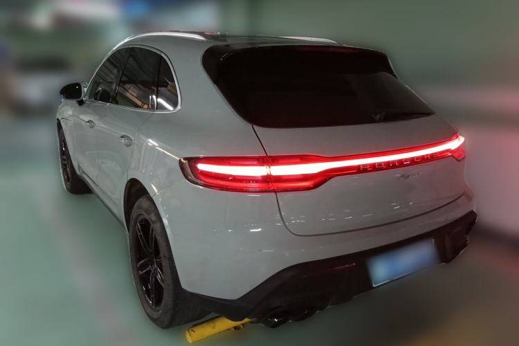 Used Porsche Macan 2014 Macan 2.0T Rear Left 45 Deg