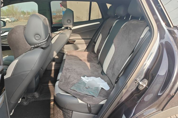 Used Volkswagen ID.4 CROZZ 2024 Pure Edition Limited Edition Left Rear Seat