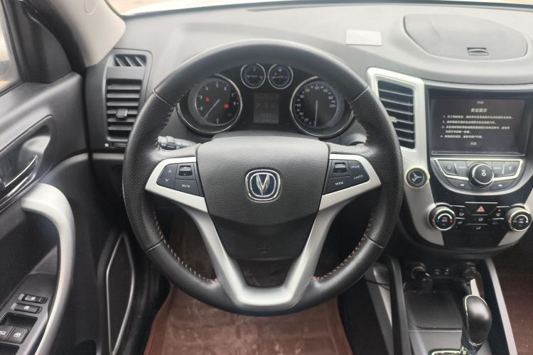Used CHANGAN CS35 2016 1.6L Automatic Luxury Model China IV Standard Steering Wheel