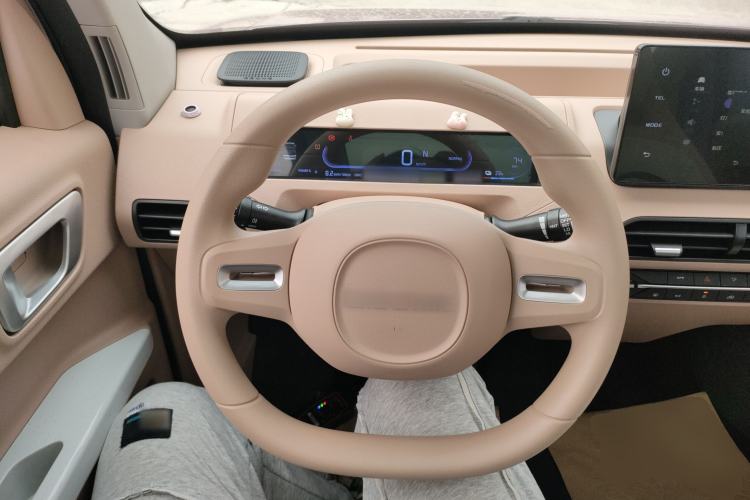 Used Geely Galaxy Panda 2023 Panda Mini 200km Dynamic Bear Steering Wheel