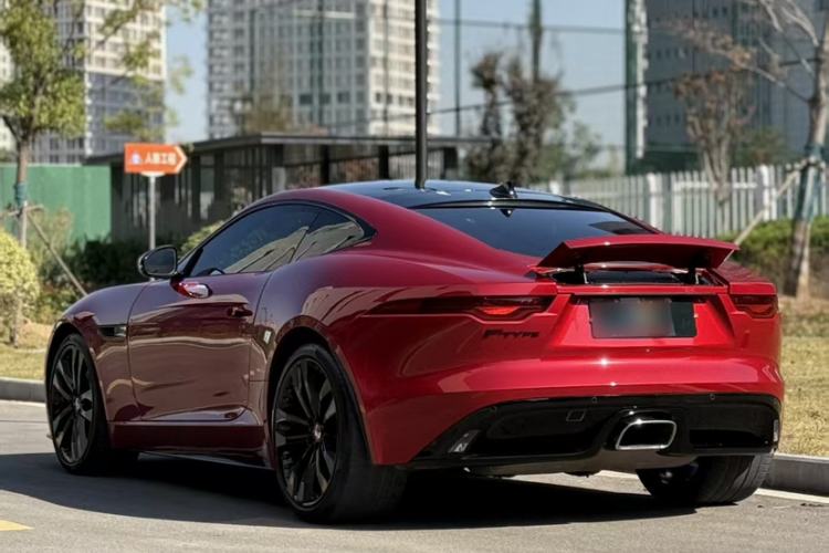 Used Jaguar F-TYPE 2023 P300 Hardtop Version R-DYNAMIC BLACK
