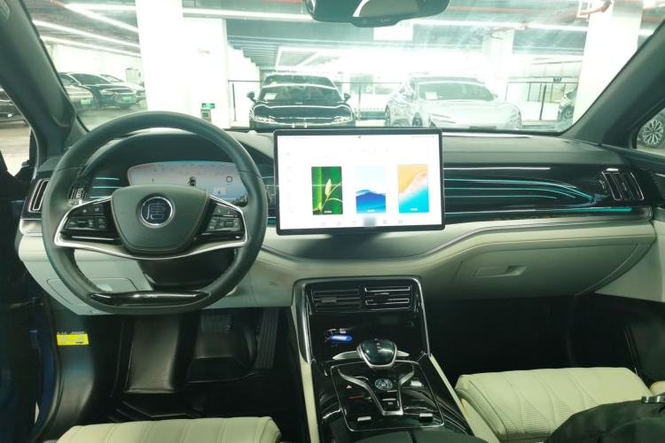 Used BYD Tang New Energy 2022 DM-p 215KM Four-Wheel Drive Flagship Model Center Console