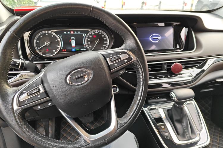Used GAC Trumpchi M6 2019 270T DCT Luxury Edition (7-seater) China VI Center Console