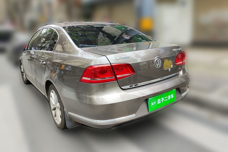 Used Volkswagen Magotan 2012 Facelift 2.0 TSI Prestige Model
