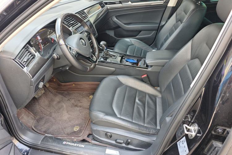 Used Volkswagen Phideon 2019 380TSI Two-Wheel Drive Business Edition China VI Standard
