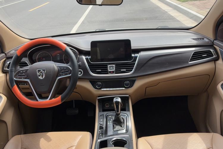 Used Baojun 730 2017 1.8L iAMT Prestige Version 7 Seats