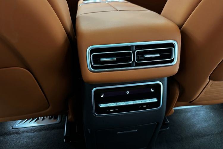 Used Li Auto L7 2023 Pro Model
