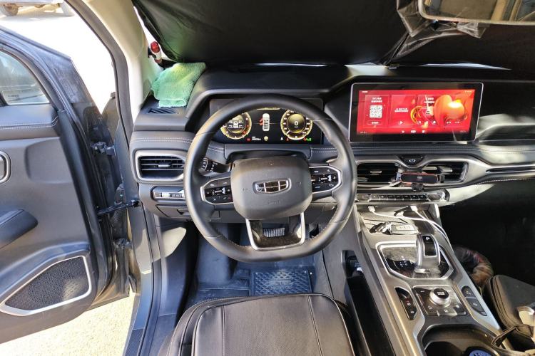 Used Geely Auto Haoyue 2020 1.8TD DCT Flagship 7-Seater
