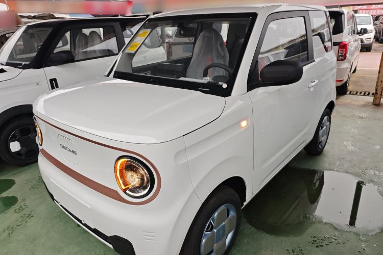 Used Geely Galaxy Panda 2024 Panda Mini 200km Endurance Bear