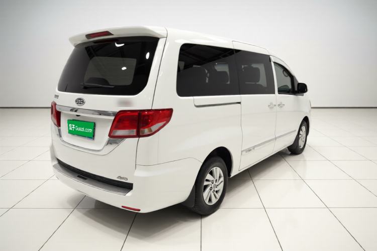 Used JAC Refine M4 2016 2.0L Manual Luxury Version Rear Right 45 Deg