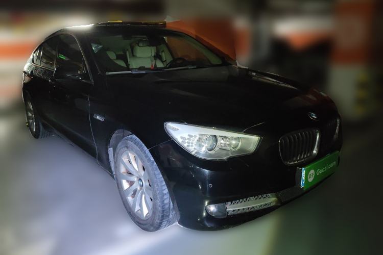 Used BMW 5 Series GT 2010 535i Leading Model Front Right 45 Deg