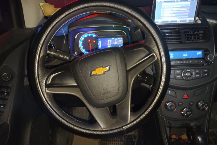 Used Chevrolet Trax 2016 1.4T Automatic Two-Wheel Drive Comfort Version with Sunroof
