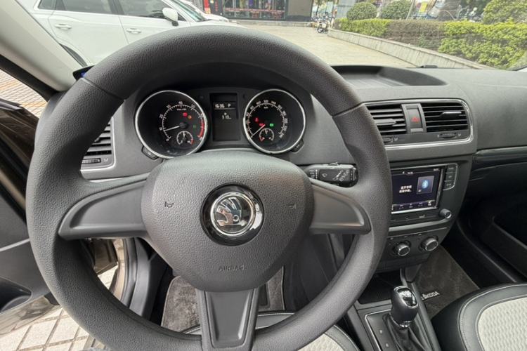 Used Skoda Yeti 2017 TSI280 DSG Advanced Edition