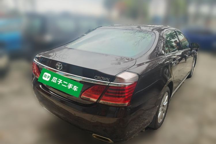 Used Toyota Crown 2012 2.5L Royal Leather Edition Rear Right 45 Deg