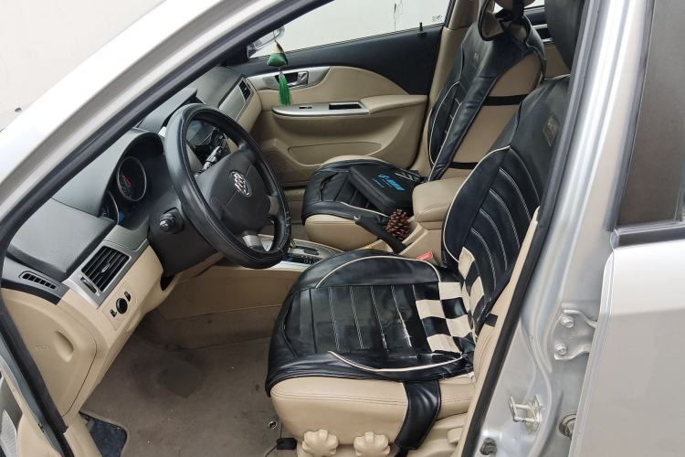 Used Buick Excelle 2013 1.5L Automatic Classic Model