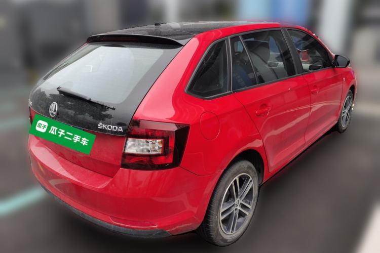 Used Skoda Rapid Spaceback 2014 1.6L Automatic Enjoyment Edition Rear Right 45 Deg