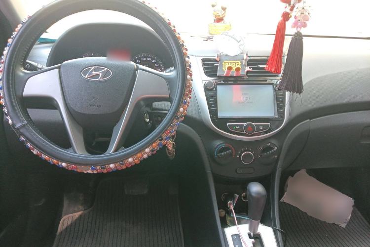 Used Hyundai Verna Ray 2014 1.4L Automatic GLX
