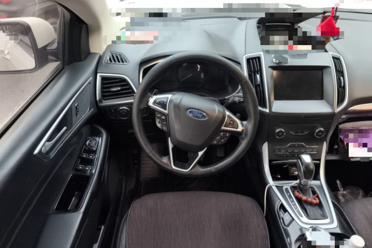 Used Ford Edge 2016 EcoBoost 245 Two-Wheel-Drive Titanium 7-Seater
