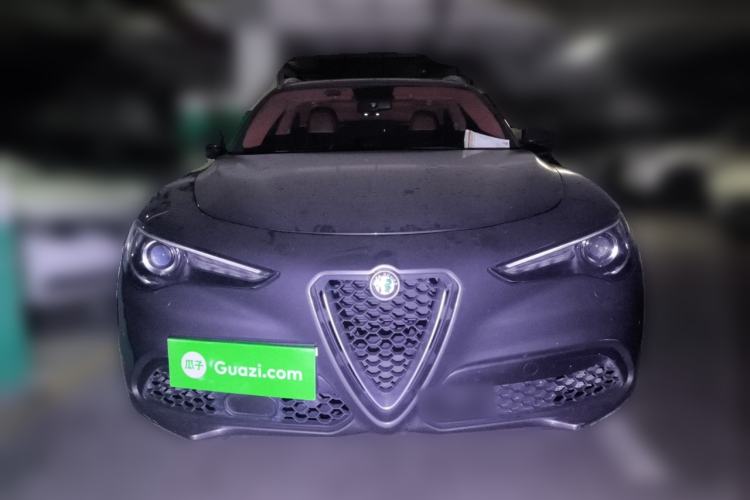 Used Alfa Romeo Stelvio 2017 2.0T 200HP Luxury Edition