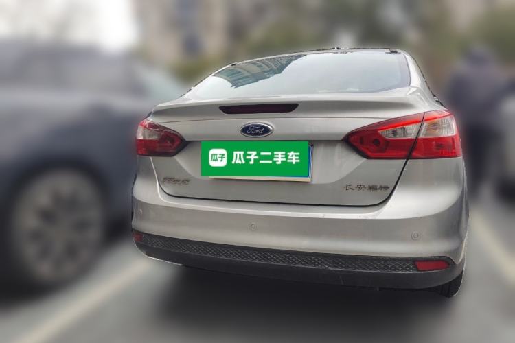 Used Ford Focus 2012 Sedan 1.6L Automatic Fashion Edition