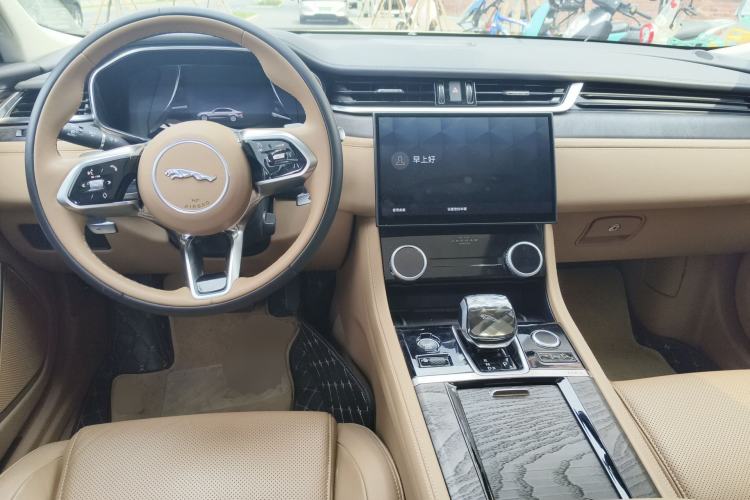 Used Jaguar XFL 2024 2.0T P250 Two-Wheel Drive Prestige Luxury Edition
