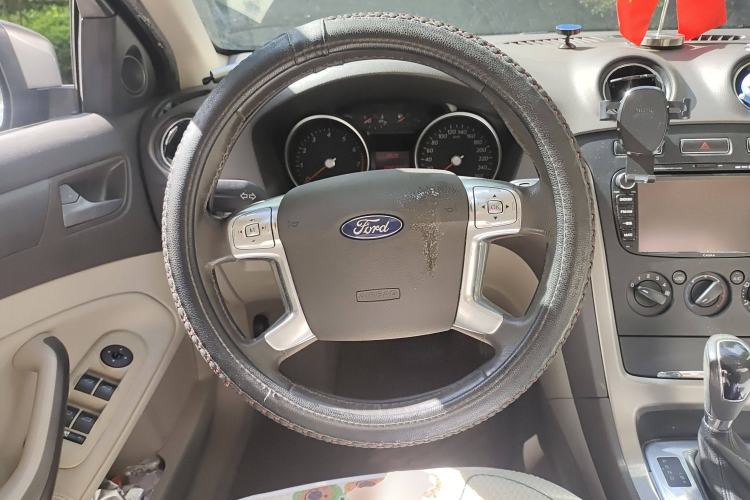 Used Ford Mondeo 2013 2.3L Fashion Edition
