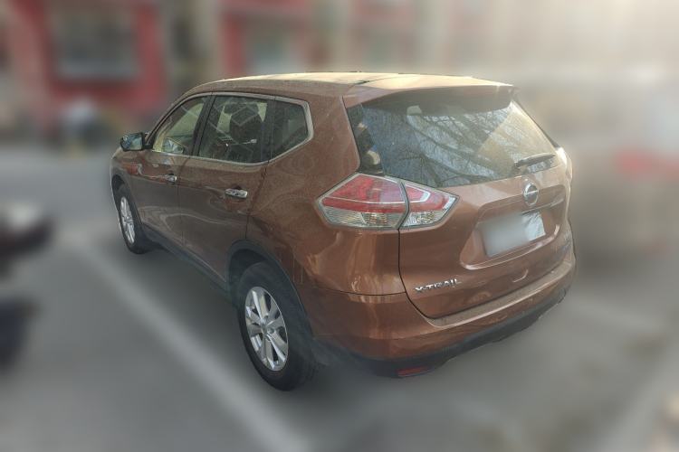 Used Nissan X-Trail 2015 2.0L CVT Comfort MAX Edition 2WD Rear Left 45 Deg