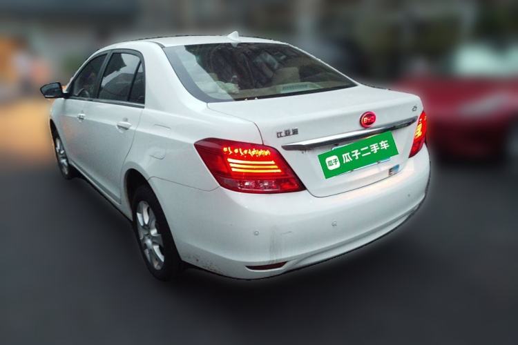 Used BYD e5 2017 300 Prestige Edition
