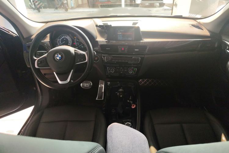 Used BMW X1 2019 sDrive20Li Leading Model Center Console