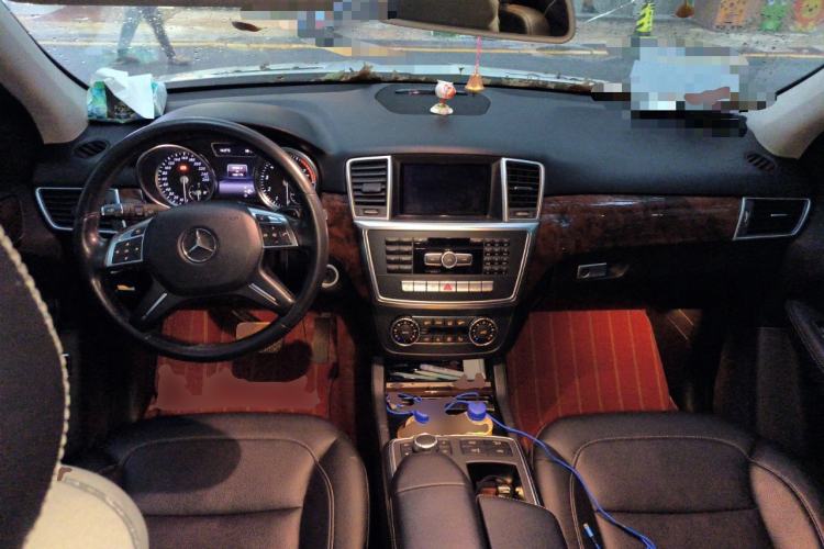 Used Mercedes-Benz M-Class 2015 ML 400 4MATIC Dynamic Model
