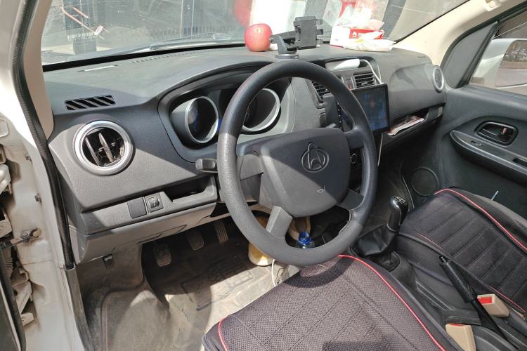 Used CHANGAN KAICHENG Ruixing M80 2021 1.6L Comfort Version 2-Seater Single-Steaming Air-Conditioned China VI Standard Flat Roof with Lift-Up Rear Door DAM16KR Center Console